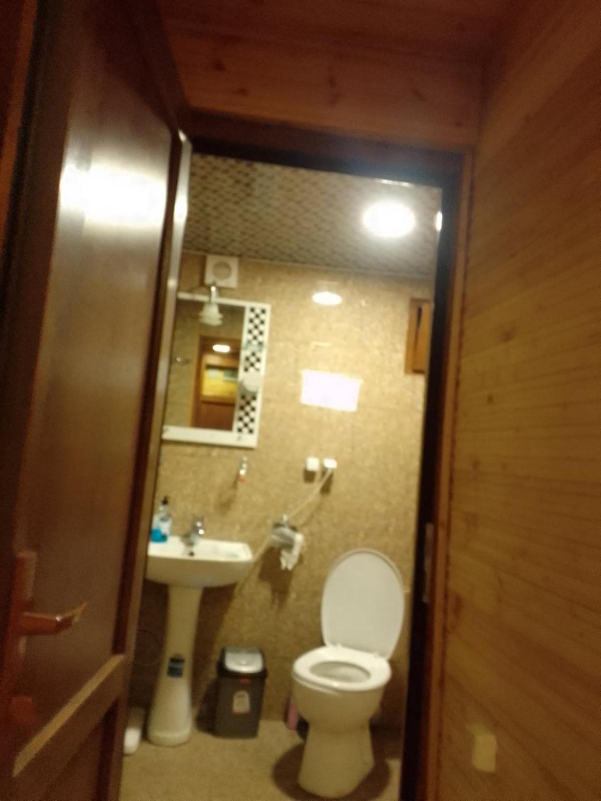 Guesthouse Luka Ushguli Luaran gambar
